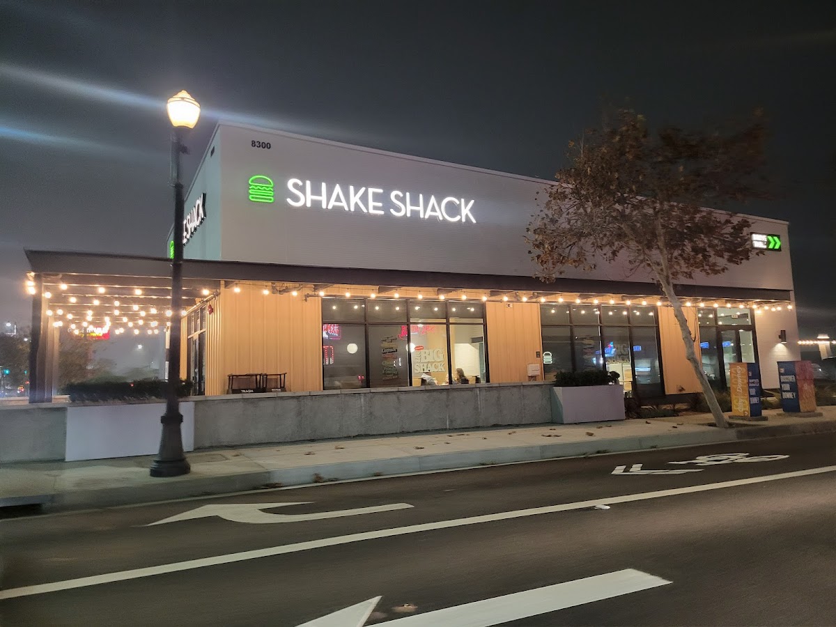 Shake Shack Downey